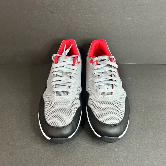 Nike Air Max 1 Golf Shoes Men's Size 10.5 Spikeless Gray Red Cleats CI7576-002